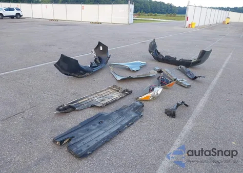 2015 Subaru Forester 2.5I Premium из США, поврежденный, VIN JF2SJADC2FH593887